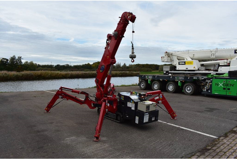 UNIC URW 295 - Minigrúa: foto 4 UNIC URW 295 - Minigrúa: foto 4