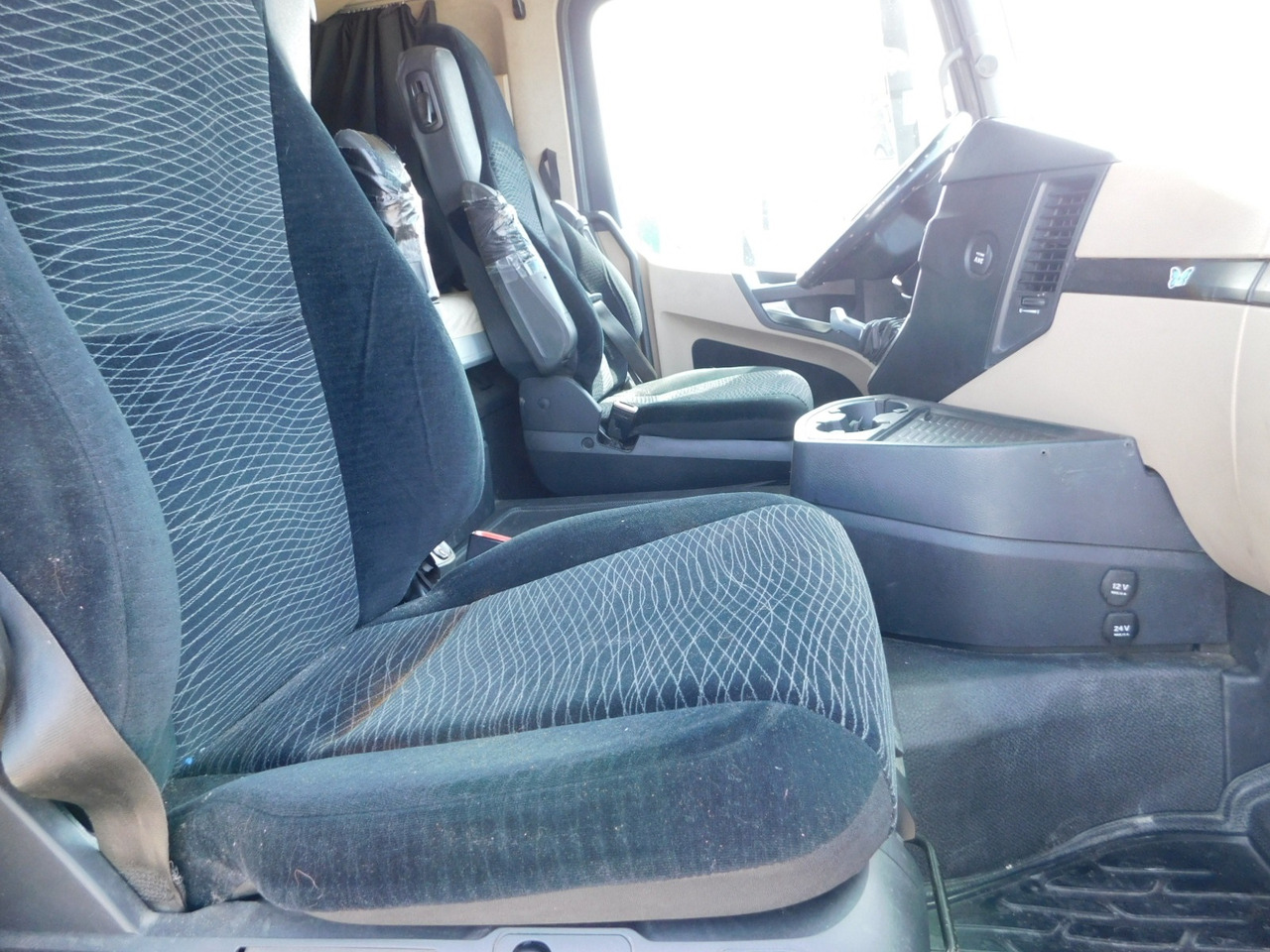 Mercedes Actros 1842 - Cabeza tractora: foto 5 Mercedes Actros 1842 - Cabeza tractora: foto 5