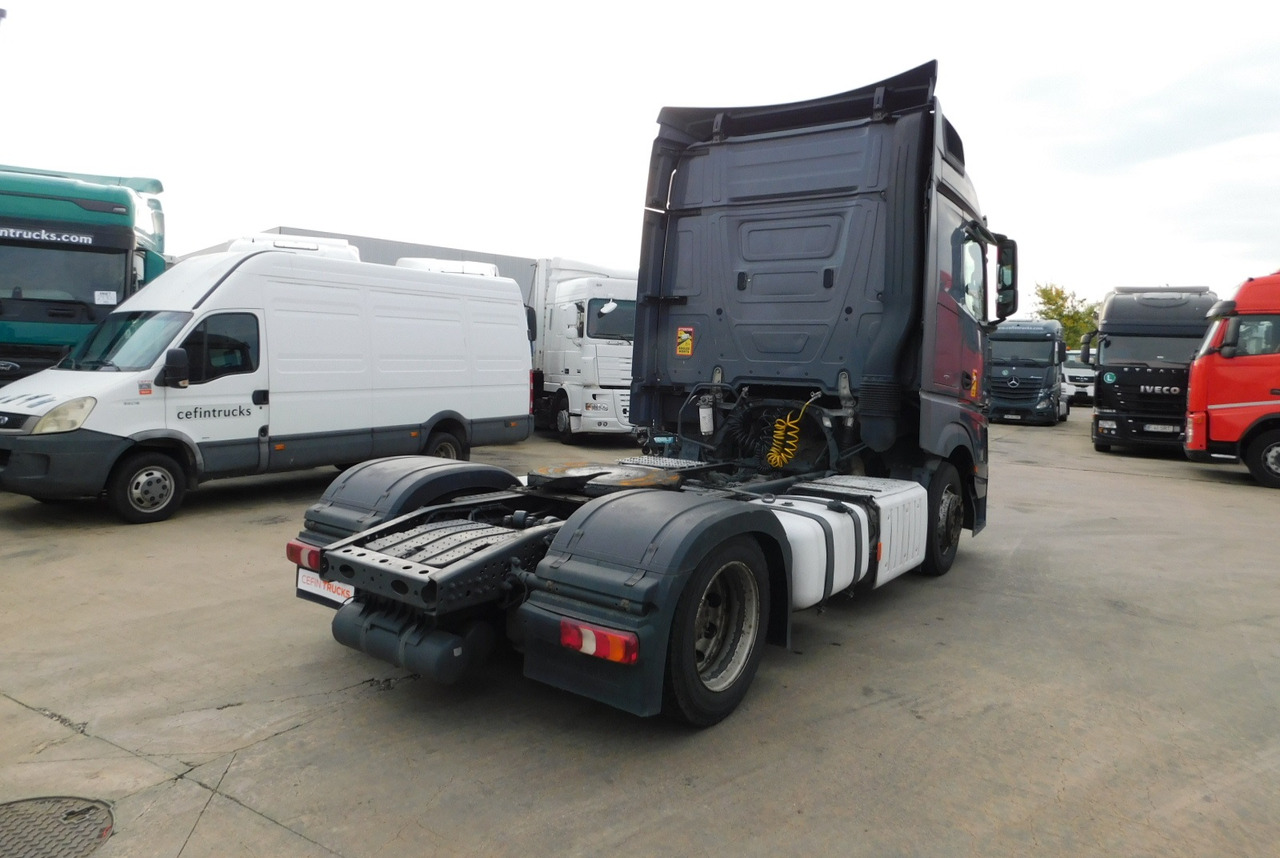 Mercedes Actros 1842 - Cabeza tractora: foto 3 Mercedes Actros 1842 - Cabeza tractora: foto 3