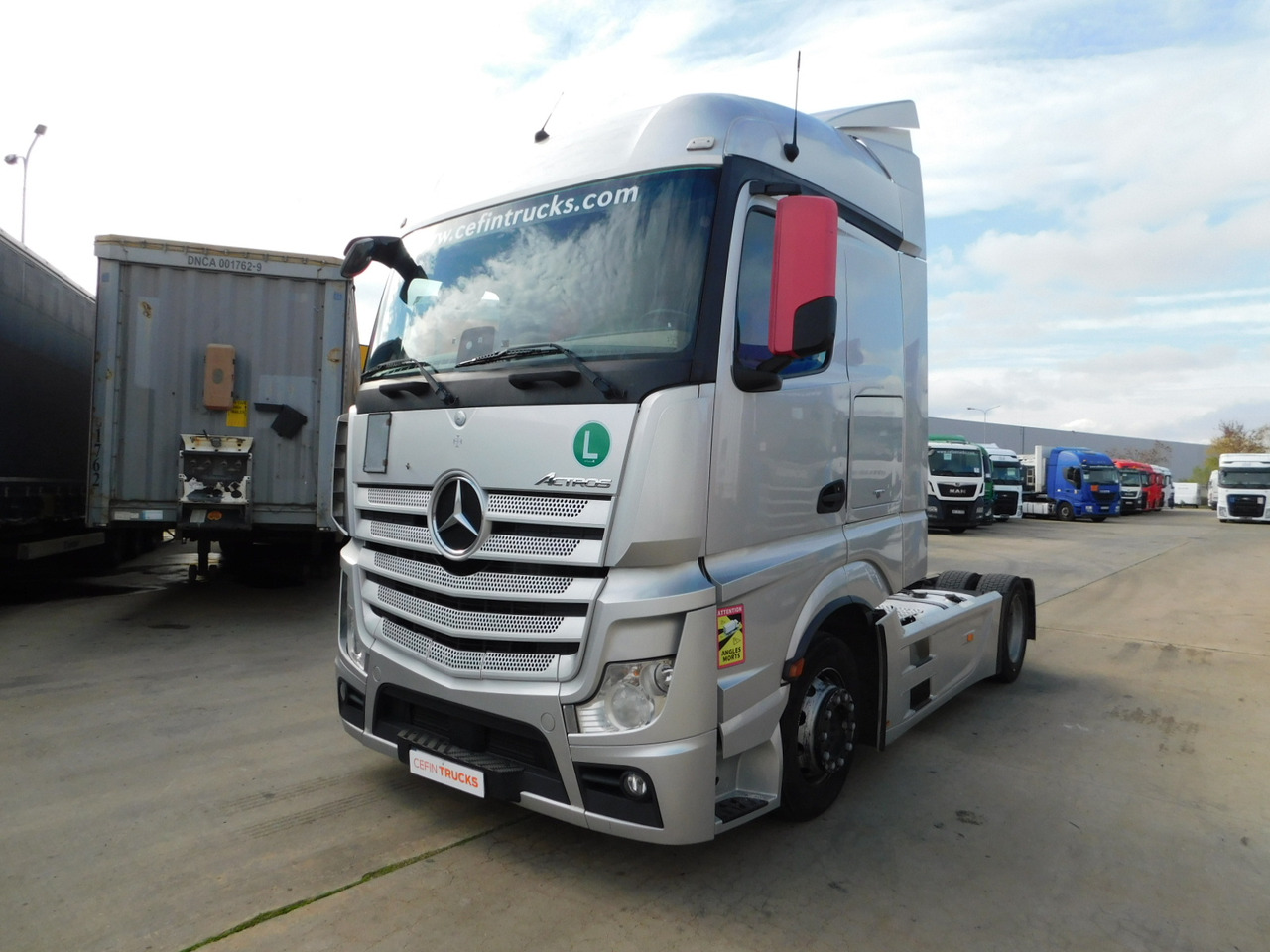 Mercedes Actros - Cabeza tractora: foto 1 Mercedes Actros - Cabeza tractora: foto 1