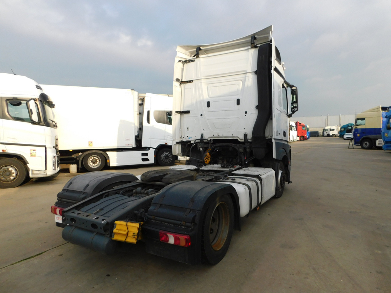 Mercedes Actros - Cabeza tractora: foto 3 Mercedes Actros - Cabeza tractora: foto 3