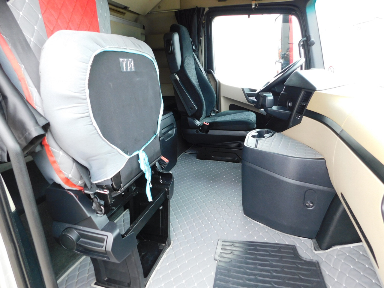 Mercedes Actros - Cabeza tractora: foto 5 Mercedes Actros - Cabeza tractora: foto 5