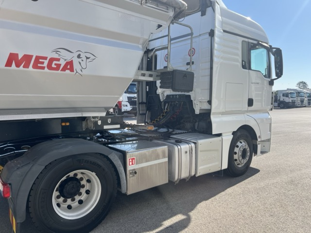 Cabeza tractora MAN TGX 18.460 4x2 BLS mit Kipphydraulik Euro6 Klima: foto 9