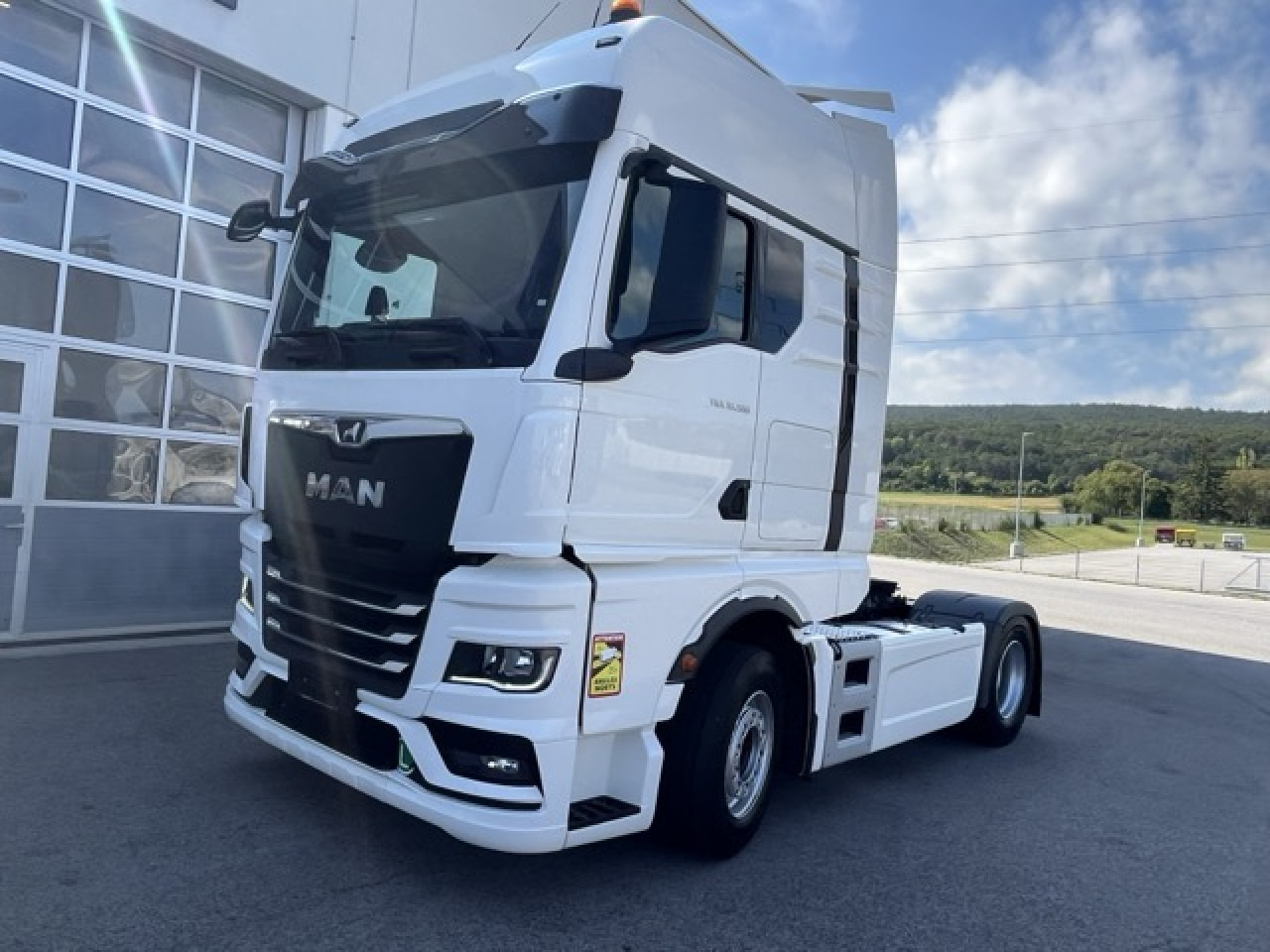 MAN TGX 18.510 4x2 BL SA Euro6 Retarder Klima ZV - Cabeza tractora: foto 1 MAN TGX 18.510 4x2 BL SA Euro6 Retarder Klima ZV - Cabeza tractora: foto 1