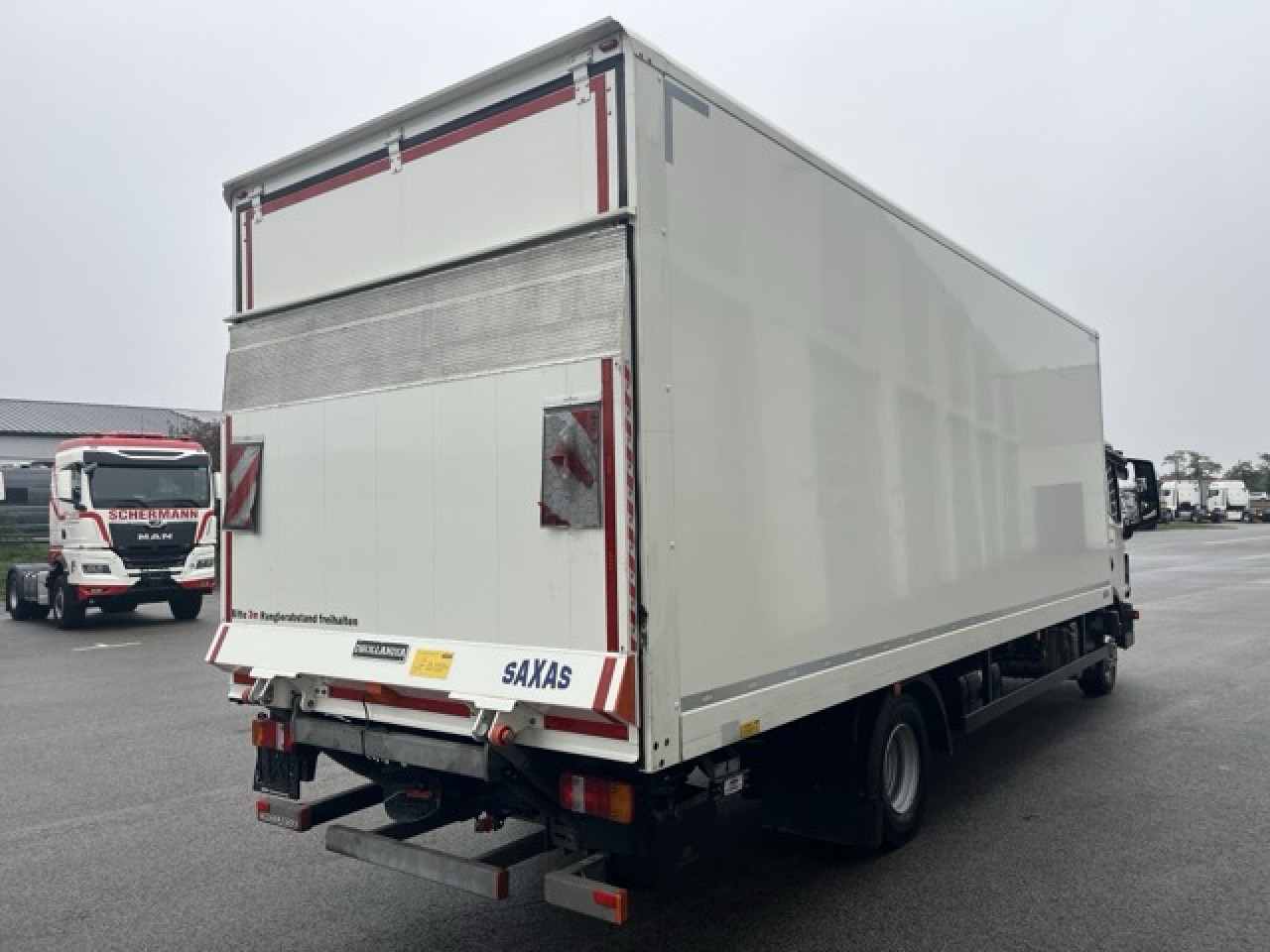Camión caja cerrada MAN TGL 12.250 4x2 BL CH Euro6 Klima AHK Luftfeder ZV: foto 11