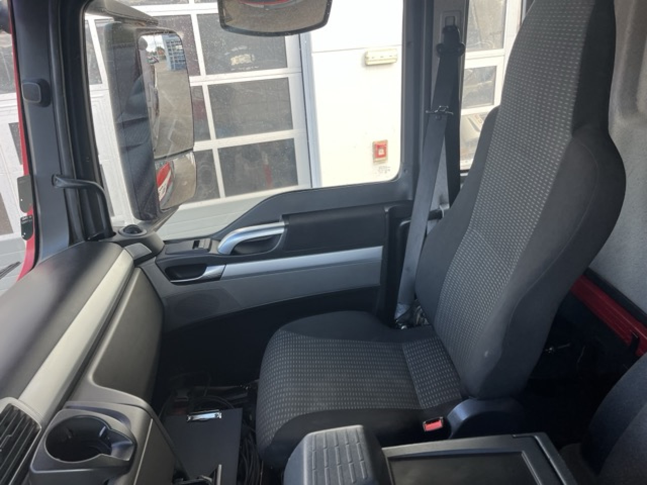 MAN TGS 33.440 6x4 BB mit Heckkran HIAB 166ES-4 Euro5 - Camión volquete, Camión grúa: foto 5 MAN TGS 33.440 6x4 BB mit Heckkran HIAB 166ES-4 Euro5 - Camión volquete, Camión grúa: foto 5