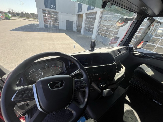 MAN TGX 26.470 6x2-4 LL - neu bereift Euro6 Intarder - Camión portacontenedore/ Intercambiable: foto 4 MAN TGX 26.470 6x2-4 LL - neu bereift Euro6 Intarder - Camión portacontenedore/ Intercambiable: foto 4