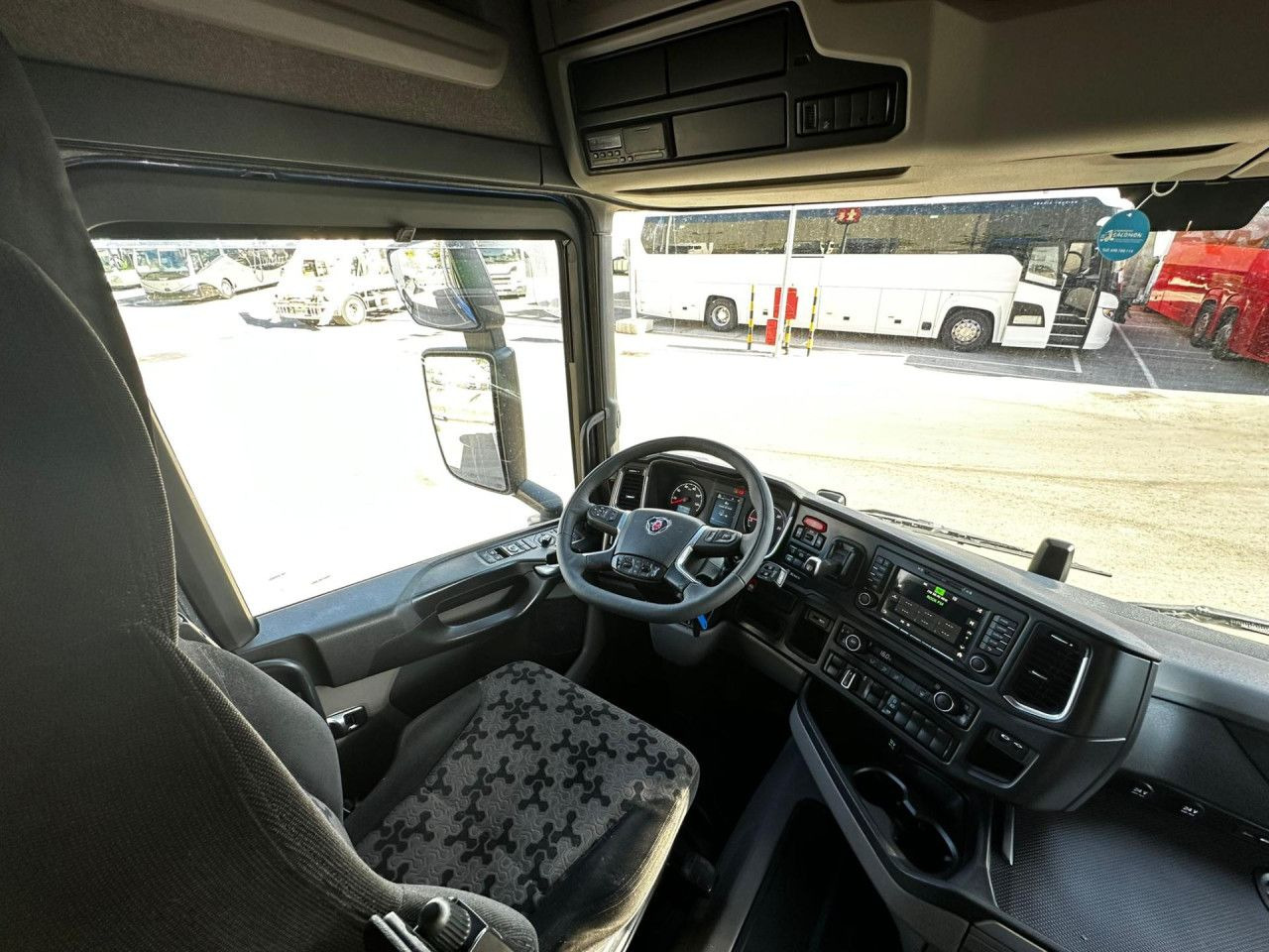 Scania R 450 - Cabeza tractora: foto 5 Scania R 450 - Cabeza tractora: foto 5