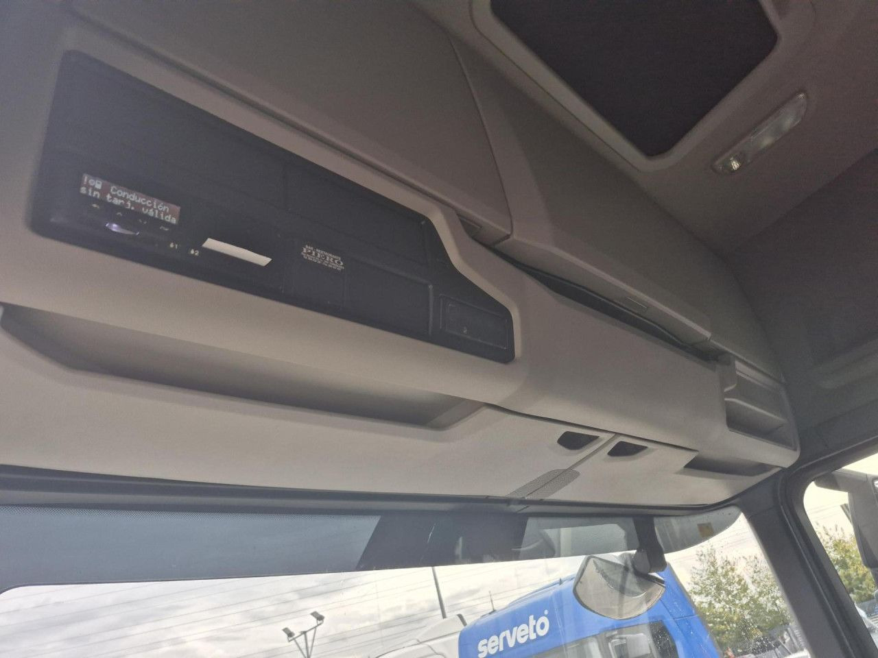 Cabeza tractora Scania R 450: foto 9