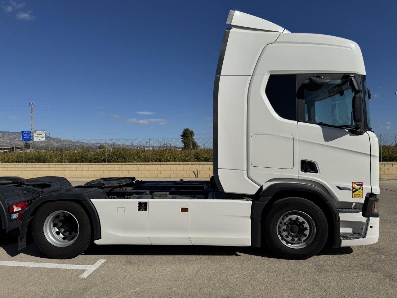 Scania R 460 - Cabeza tractora: foto 2 Scania R 460 - Cabeza tractora: foto 2