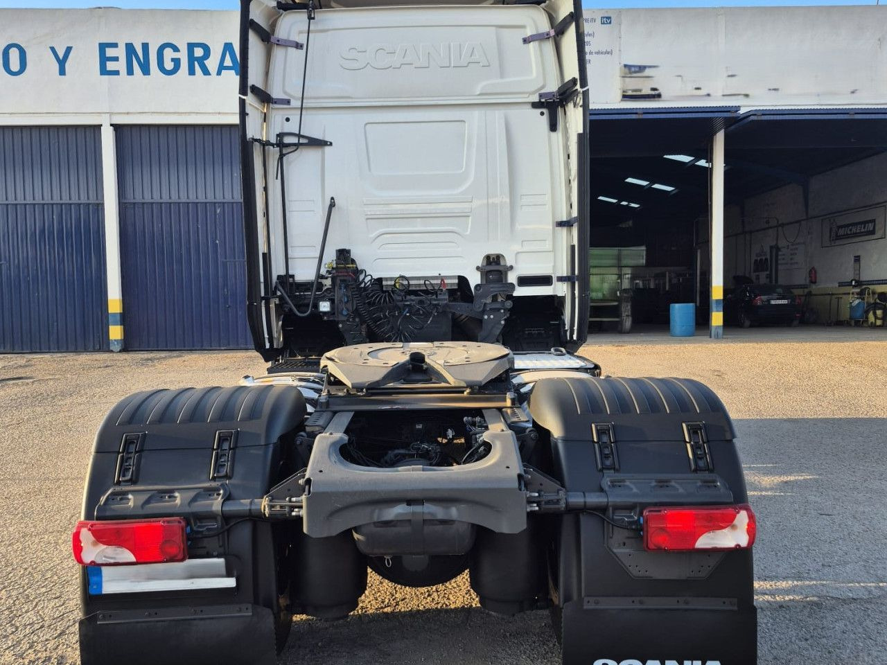 Scania R 590 - Cabeza tractora: foto 3 Scania R 590 - Cabeza tractora: foto 3