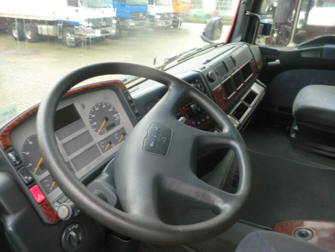 Cabeza tractora MAN TGA 26.463 FVLS 6x2: foto 8