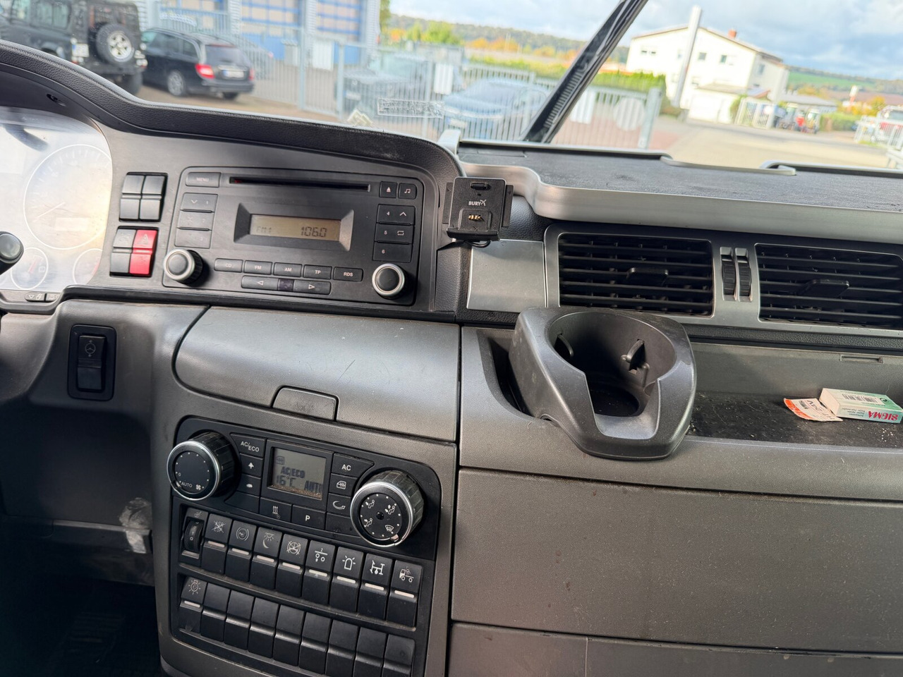 MAN TGS 18.440 4X2 LL TGS 18.440 4X2 LL, Intarder, Kipphydraulik - Cabeza tractora: foto 3 MAN TGS 18.440 4X2 LL TGS 18.440 4X2 LL, Intarder, Kipphydraulik - Cabeza tractora: foto 3