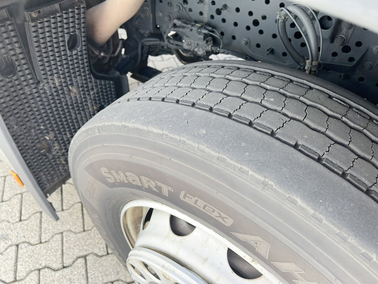 Mercedes-Benz Actros 1842/45 LS 4x2 Actros 1842/45 LS 4x2, 3x VORHANDEN - Cabeza tractora: foto 4 Mercedes-Benz Actros 1842/45 LS 4x2 Actros 1842/45 LS 4x2, 3x VORHANDEN - Cabeza tractora: foto 4