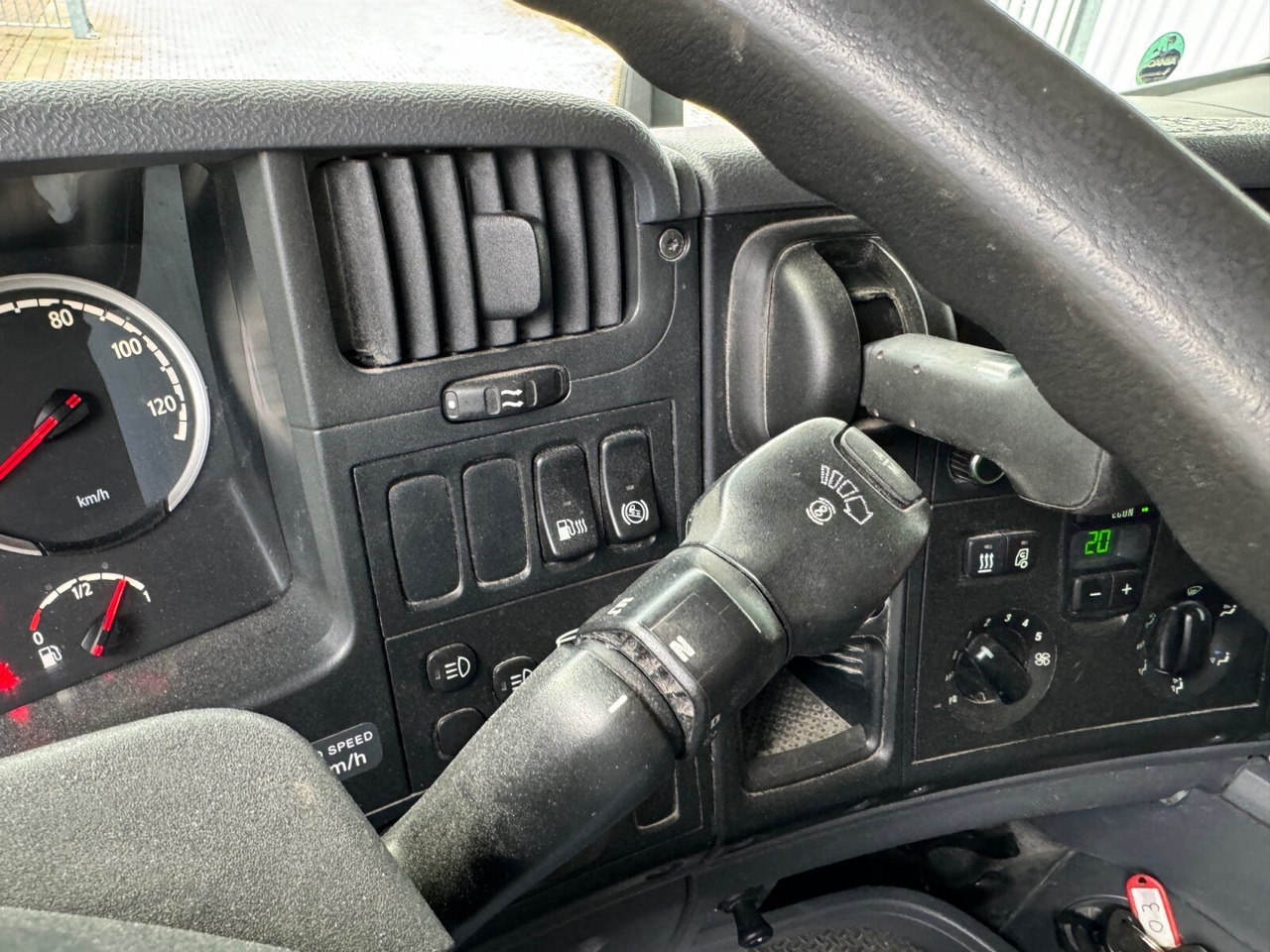 Scania G410 4x2 G410 4x2, Retarder - Cabeza tractora: foto 5 Scania G410 4x2 G410 4x2, Retarder - Cabeza tractora: foto 5