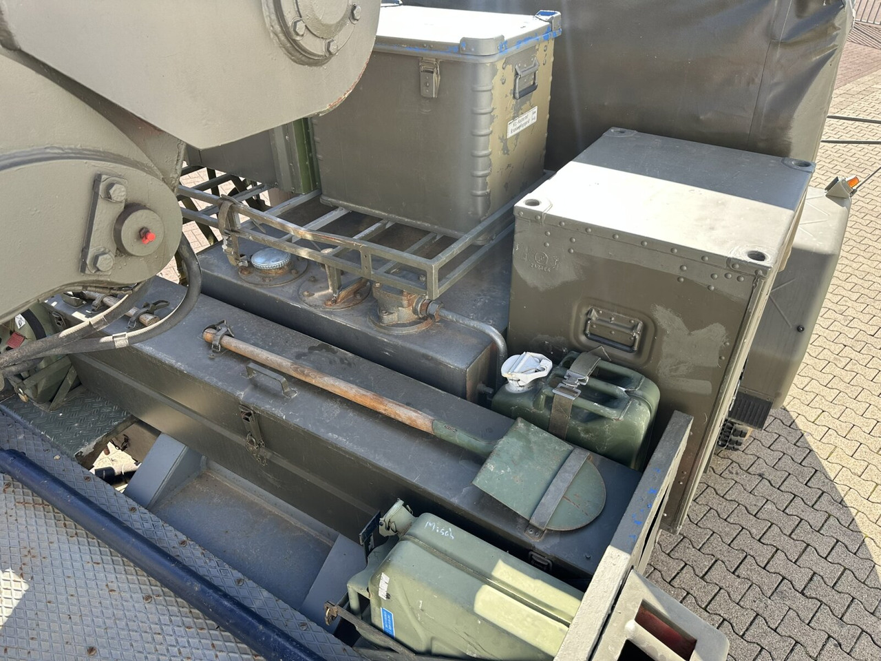 KLOECKNER-H-DEUTZ Jupiter 178D15A6X6 Jupiter 178D15A 6X6, -Kran,Wilhag - Camión, Camión grúa: foto 4 KLOECKNER-H-DEUTZ Jupiter 178D15A6X6 Jupiter 178D15A 6X6, -Kran,Wilhag - Camión, Camión grúa: foto 4