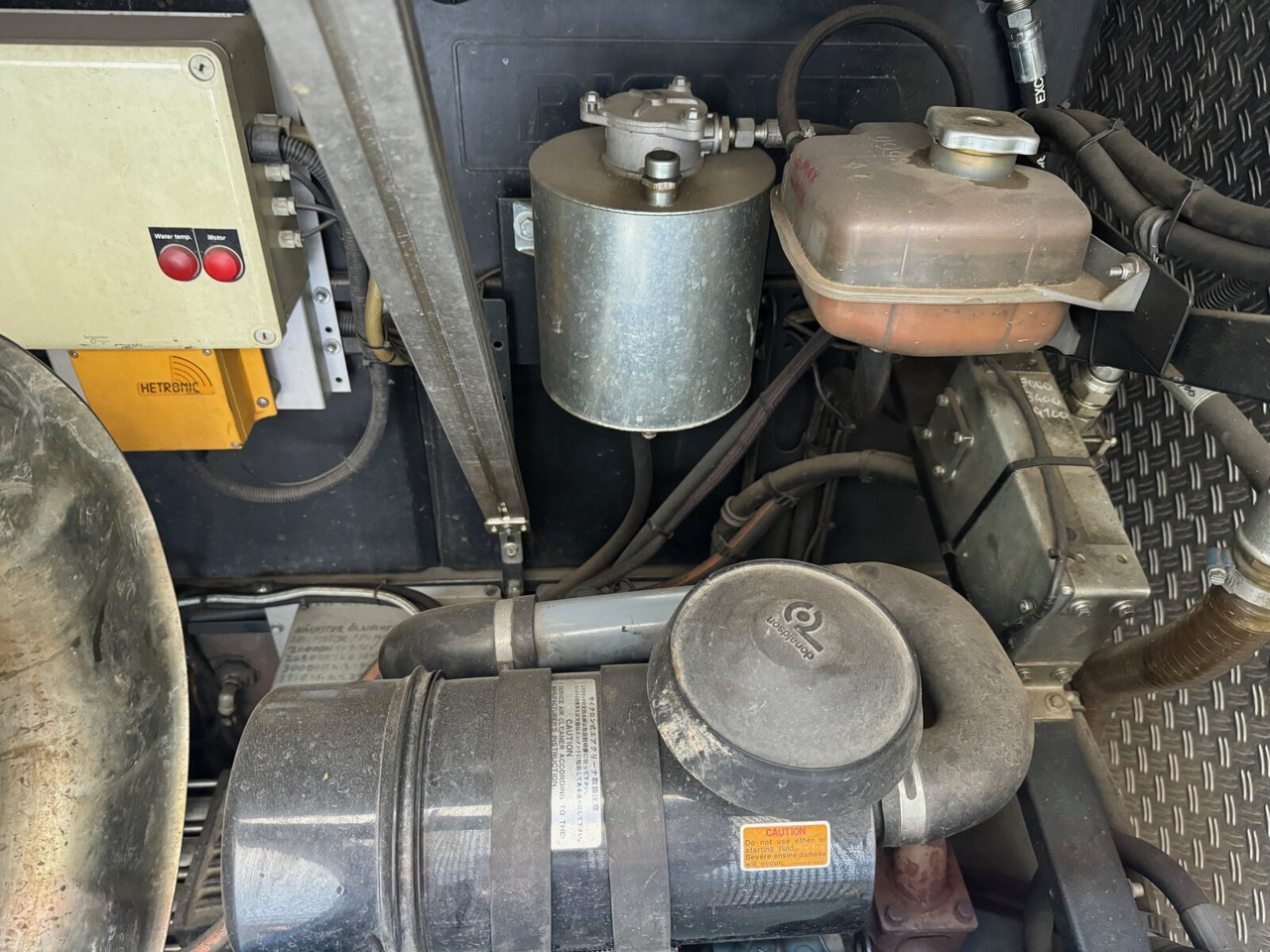 Mercedes-Benz Sprinter 516 KA 4x2 Sprinter 516 KA 4x2, KaRo Hochdruckspüler 150Bar/85l - Camión: foto 4 Mercedes-Benz Sprinter 516 KA 4x2 Sprinter 516 KA 4x2, KaRo Hochdruckspüler 150Bar/85l - Camión: foto 4