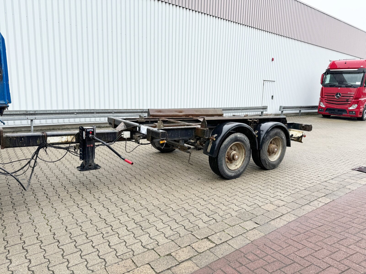 EACA 135.20 T FUCHS EACA 135.20 T, Absetzanhänger für 1 Mulde - Remolque multilift/ Portacontenedores de cadenas: foto 1 EACA 135.20 T FUCHS EACA 135.20 T, Absetzanhänger für 1 Mulde - Remolque multilift/ Portacontenedores de cadenas: foto 1