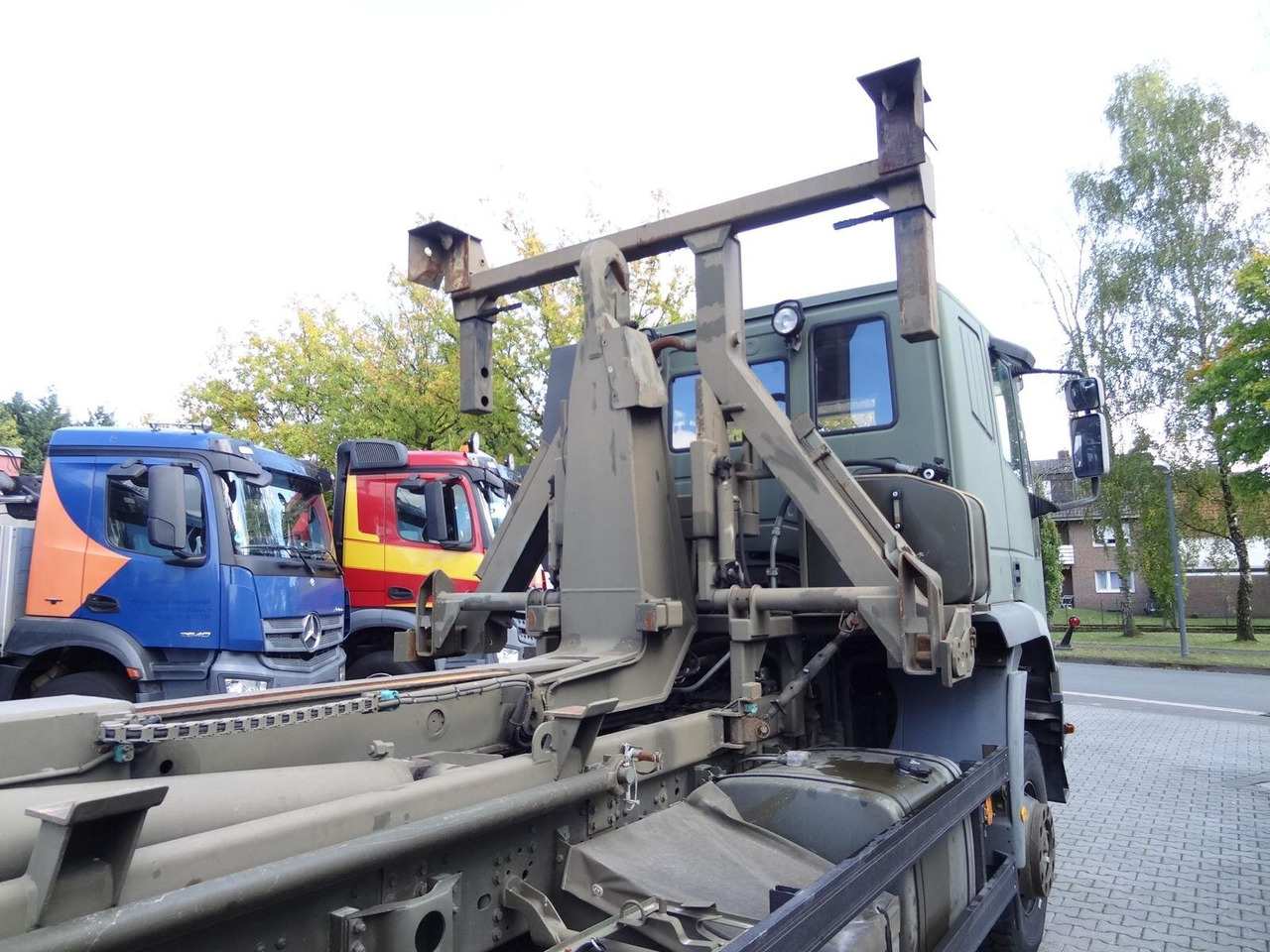 EuroTrakker 260E44W 6X6 EuroTrakker 260E44W 6X6, Retarder, ADR - Camión multibasculante: foto 5 EuroTrakker 260E44W 6X6 EuroTrakker 260E44W 6X6, Retarder, ADR - Camión multibasculante: foto 5