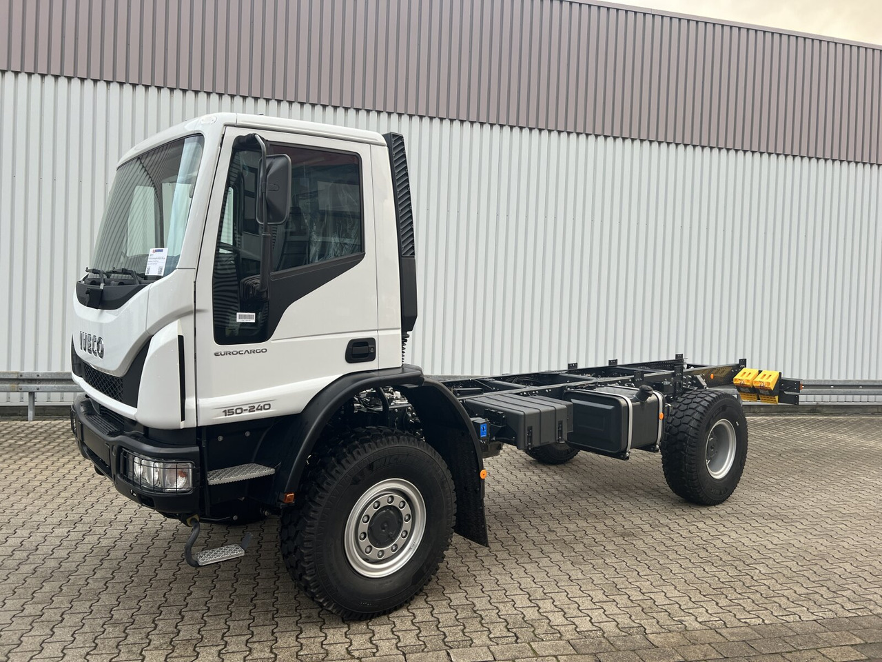 Arrendamiento de Iveco EuroCargo ML150E24 WS 4x4 EuroCargo ML150E24 WS 4x4, Euro3, mehrfach Vorhanden! Iveco EuroCargo ML150E24 WS 4x4 EuroCargo ML150E24 WS 4x4, Euro3, mehrfach Vorhanden!: foto 8 Arrendamiento de Iveco EuroCargo ML150E24 WS 4x4 EuroCargo ML150E24 WS 4x4, Euro3, mehrfach Vorhanden! Iveco EuroCargo ML150E24 WS 4x4 EuroCargo ML150E24 WS 4x4, Euro3, mehrfach Vorhanden!: foto 8
