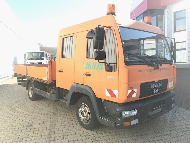 Arrendamiento de MAN LE 8.185 LC Doka 4x2 BB LE 8.185 LC Doka 4x2 BB, 2x AHK MAN LE 8.185 LC Doka 4x2 BB LE 8.185 LC Doka 4x2 BB, 2x AHK: foto 9