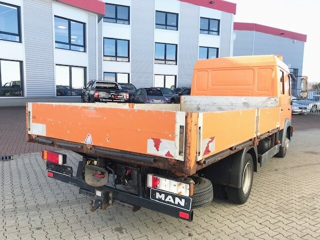 Arrendamiento de MAN LE 8.185 LC Doka 4x2 BB LE 8.185 LC Doka 4x2 BB, 2x AHK MAN LE 8.185 LC Doka 4x2 BB LE 8.185 LC Doka 4x2 BB, 2x AHK: foto 10