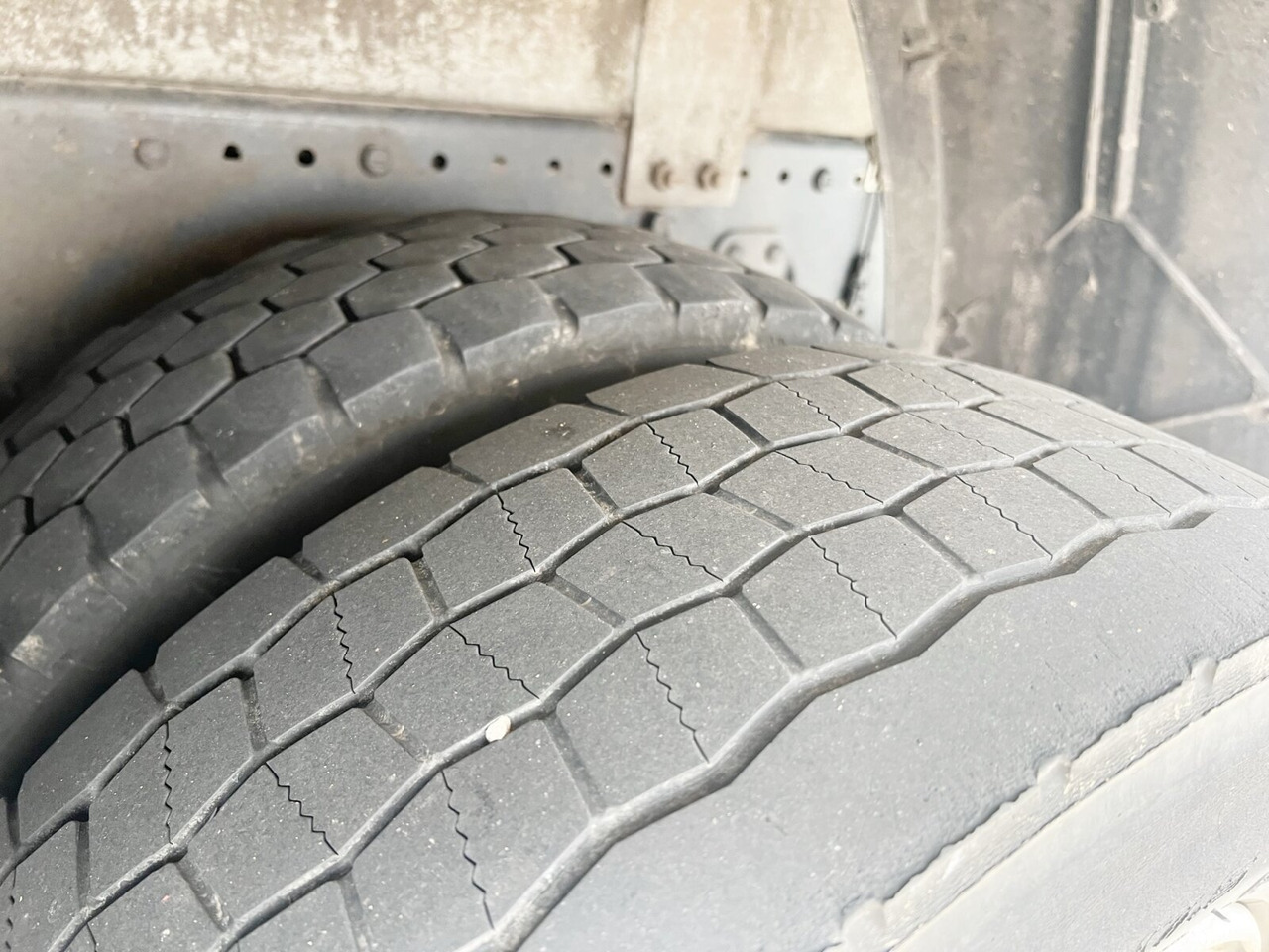 Arrendamiento de MAN TGL 8.180 4x2 BL TGL 8.180 4x2 BL, Kühlkoffer, Carrier Supra 850Mi MAN TGL 8.180 4x2 BL TGL 8.180 4x2 BL, Kühlkoffer, Carrier Supra 850Mi: foto 6 Arrendamiento de MAN TGL 8.180 4x2 BL TGL 8.180 4x2 BL, Kühlkoffer, Carrier Supra 850Mi MAN TGL 8.180 4x2 BL TGL 8.180 4x2 BL, Kühlkoffer, Carrier Supra 850Mi: foto 6