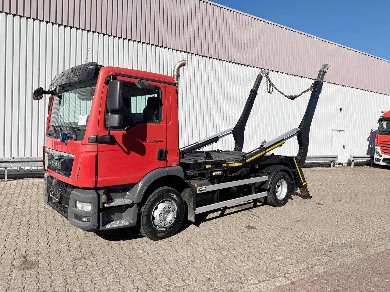 Camión portacontenedor de cadenas MAN TGM 15/16.290 4X2 BL TGM 15/16.290 4X2 BL, Tele-Absetzer, Funk: foto 1