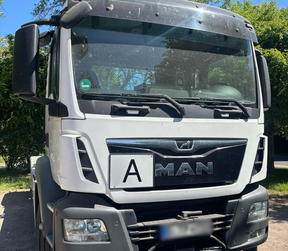 MAN TGS 26.460 6x2-4 BL TGS 26.460 6x2-4 BL, Lenk-/Liftachse, Navi - Camión multibasculante: foto 5 MAN TGS 26.460 6x2-4 BL TGS 26.460 6x2-4 BL, Lenk-/Liftachse, Navi - Camión multibasculante: foto 5