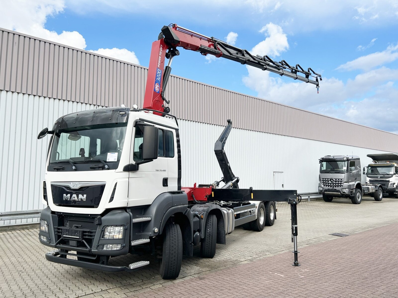 Arrendamiento de MAN TGS 35.480 8X4 BL TGS 35.480 8X4 BL, Intarder, Kran HMF 3220-K6, 4-fach Abstützung, Funk MAN TGS 35.480 8X4 BL TGS 35.480 8X4 BL, Intarder, Kran HMF 3220-K6, 4-fach Abstützung, Funk: foto 8
