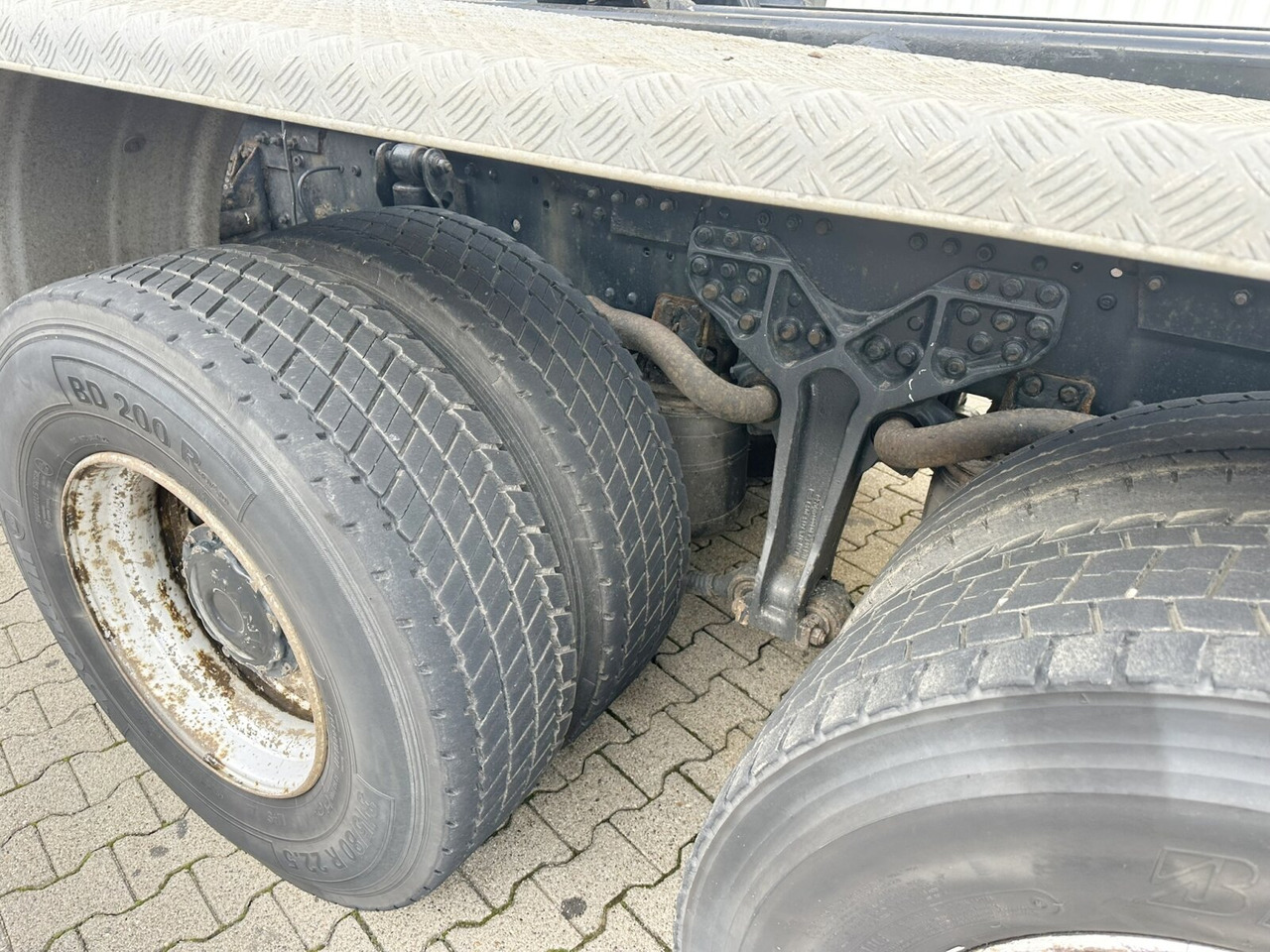 MAN TGS 35.480 8x4 BL TGS 35.480 8x4 BL - Camión multibasculante: foto 5 MAN TGS 35.480 8x4 BL TGS 35.480 8x4 BL - Camión multibasculante: foto 5