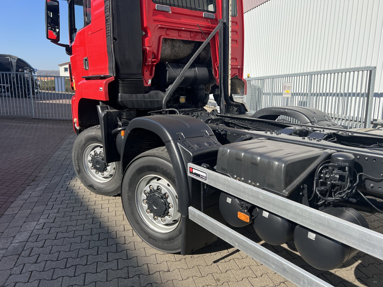 MAN TGS 41.480 8X8 BB TGS 41.480 8X8 BB, Motorabtrieb - Camión multibasculante: foto 2 MAN TGS 41.480 8X8 BB TGS 41.480 8X8 BB, Motorabtrieb - Camión multibasculante: foto 2