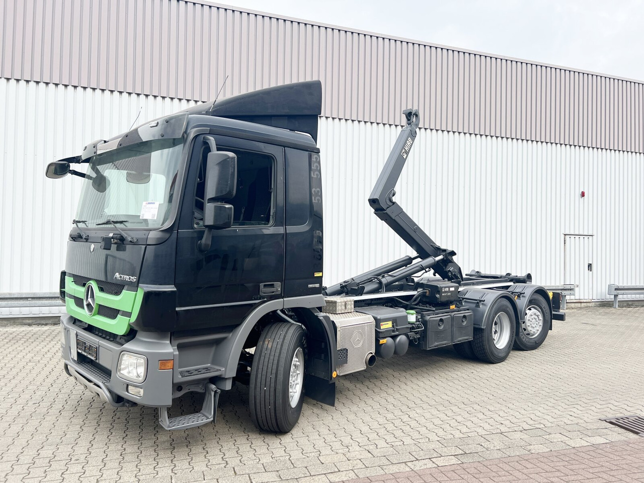Mercedes-Benz Actros 2546 L 6x2 NLA Actros 2546 L 6x2/45 NLA, Retarder, Lift-/Lenkachse - Camión multibasculante: foto 1 Mercedes-Benz Actros 2546 L 6x2 NLA Actros 2546 L 6x2/45 NLA, Retarder, Lift-/Lenkachse - Camión multibasculante: foto 1