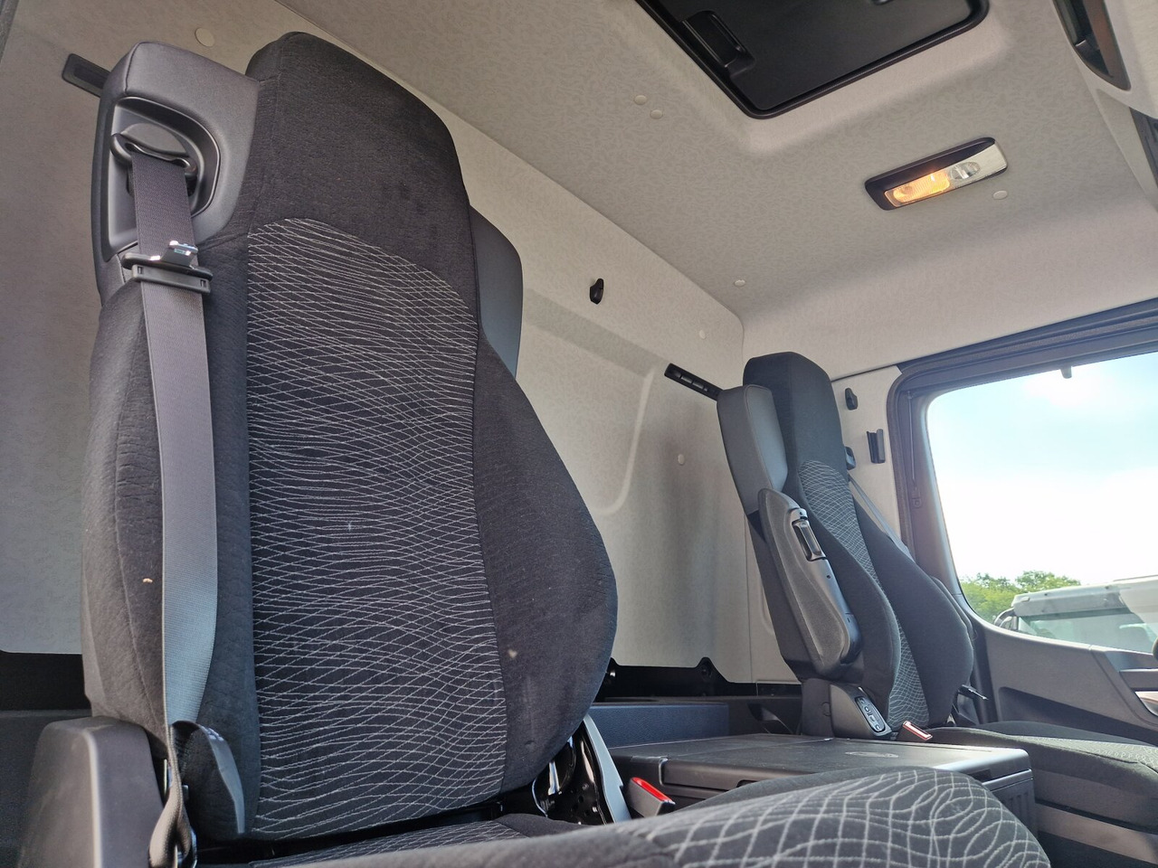 Camión chasis nuevo Mercedes-Benz Actros 2553 LL 6x2 Actros 2553 LL 6x2, Retarder, Liftachse, MultimediaCockpit, LED, Navi: foto 9