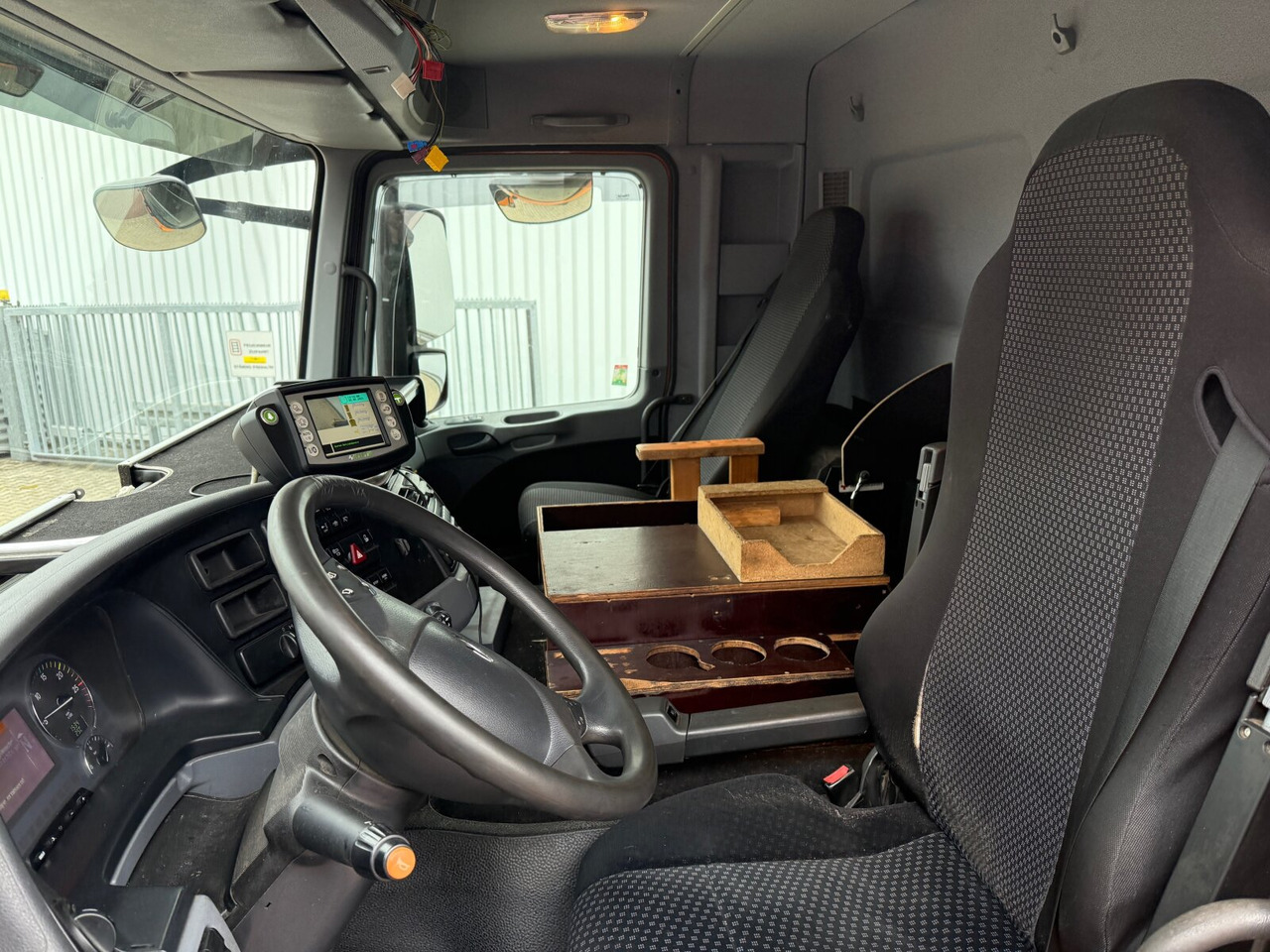 Mercedes-Benz Actros 2641/48 L 6x4 Actros 2641/48 L 6x4, Seilabroller, Haller Lotos, Zöller Schüttung - Camión de basura: foto 3 Mercedes-Benz Actros 2641/48 L 6x4 Actros 2641/48 L 6x4, Seilabroller, Haller Lotos, Zöller Schüttung - Camión de basura: foto 3