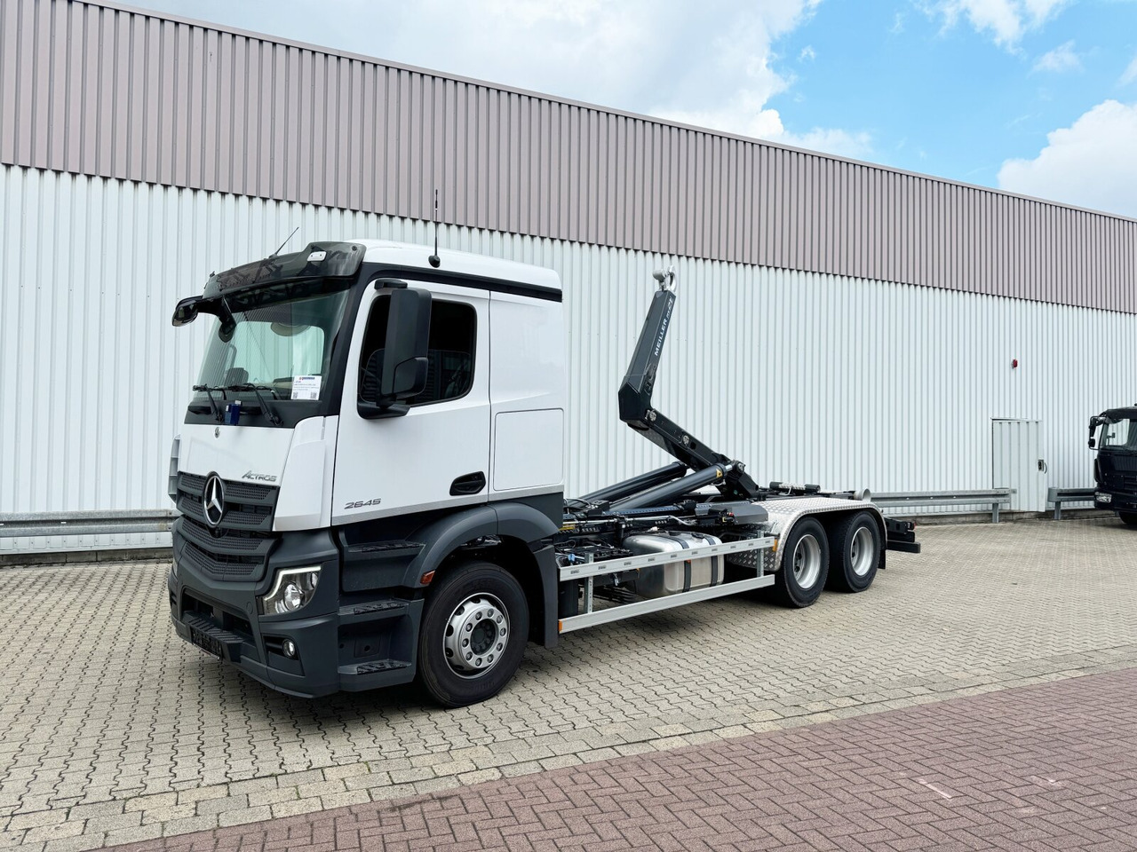 Mercedes-Benz Actros 2645 L 6x4 Actros 2645 L 6x4, MultimediaCockpit, Motorabtrieb, Funk - Camión multibasculante: foto 1 Mercedes-Benz Actros 2645 L 6x4 Actros 2645 L 6x4, MultimediaCockpit, Motorabtrieb, Funk - Camión multibasculante: foto 1