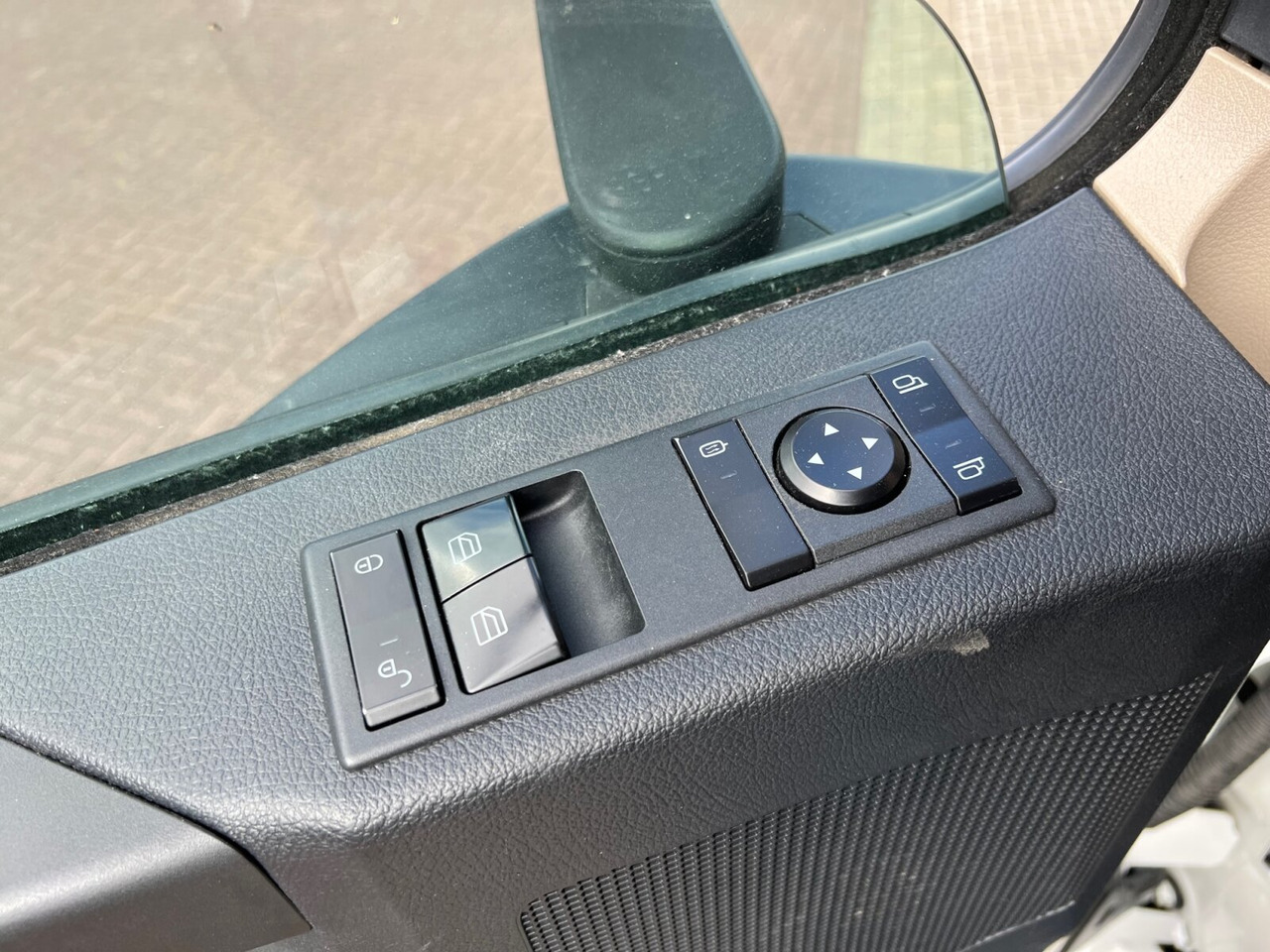 Camión chasis Mercedes-Benz Actros 3551 L 8x2/4 Actros 3551 L 8x2/4, Vorlauflenkachse, Doppelbereifte Nachlaufliftachse: foto 7