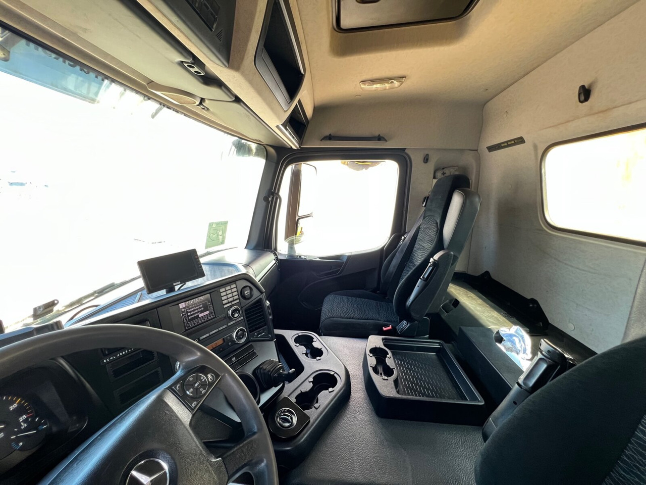 Camión chasis Mercedes-Benz Arocs 2045 AK 4x4 Arocs 2045 AK 4x4, GROUNDER: foto 6 Camión chasis Mercedes-Benz Arocs 2045 AK 4x4 Arocs 2045 AK 4x4, GROUNDER: foto 6