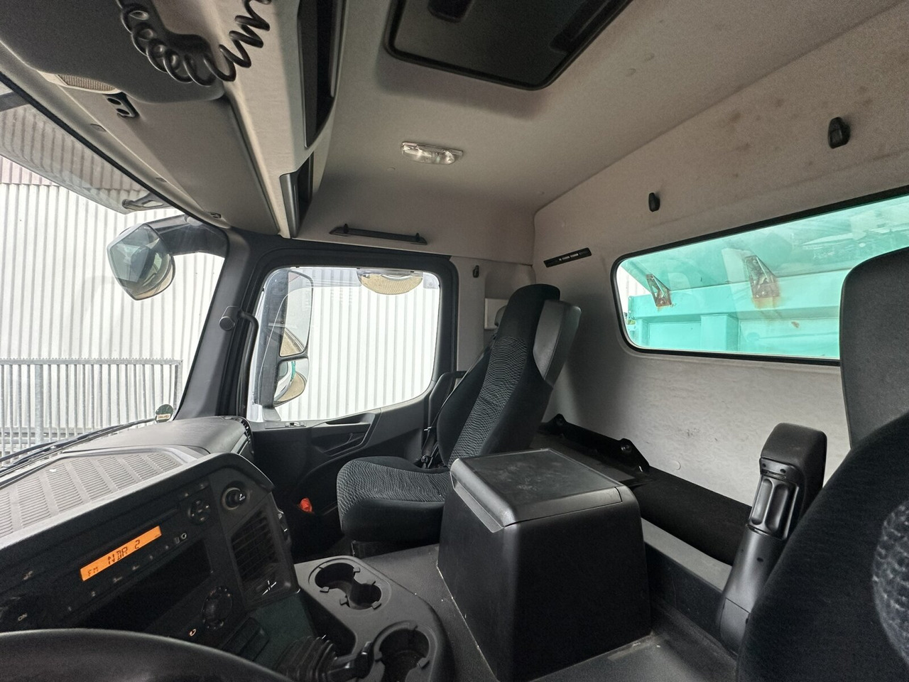 Mercedes-Benz Arocs 2643 K 6x4 Arocs 2643 K 6x4, Rollplane, Meiller - Camión volquete: foto 2 Mercedes-Benz Arocs 2643 K 6x4 Arocs 2643 K 6x4, Rollplane, Meiller - Camión volquete: foto 2