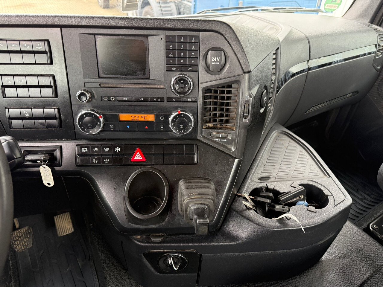 Mercedes-Benz Arocs 3363 K 6x4 Arocs 3363 K 6x4, Grounder, Turbo-Retarder-Kupplung, Bordmatik - Camión volquete: foto 5 Mercedes-Benz Arocs 3363 K 6x4 Arocs 3363 K 6x4, Grounder, Turbo-Retarder-Kupplung, Bordmatik - Camión volquete: foto 5