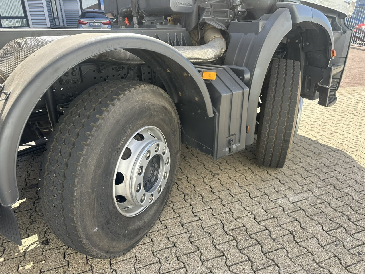 Mercedes-Benz Arocs 4142 K 8x4/4 Arocs 4142/45 K 8x4/4, Meiller Bordmatik links - Camión volquete: foto 2 Mercedes-Benz Arocs 4142 K 8x4/4 Arocs 4142/45 K 8x4/4, Meiller Bordmatik links - Camión volquete: foto 2