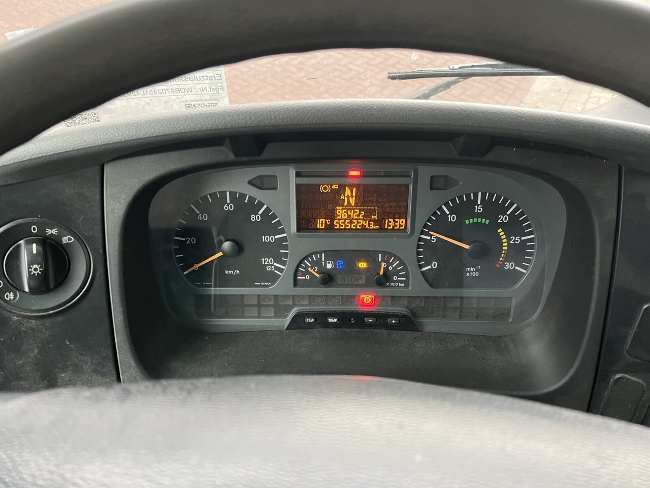 Mercedes-Benz Atego 1018 L 4x2 Atego 1018 L 4x2 mit MBB LBW - Camión caja cerrada: foto 5 Mercedes-Benz Atego 1018 L 4x2 Atego 1018 L 4x2 mit MBB LBW - Camión caja cerrada: foto 5