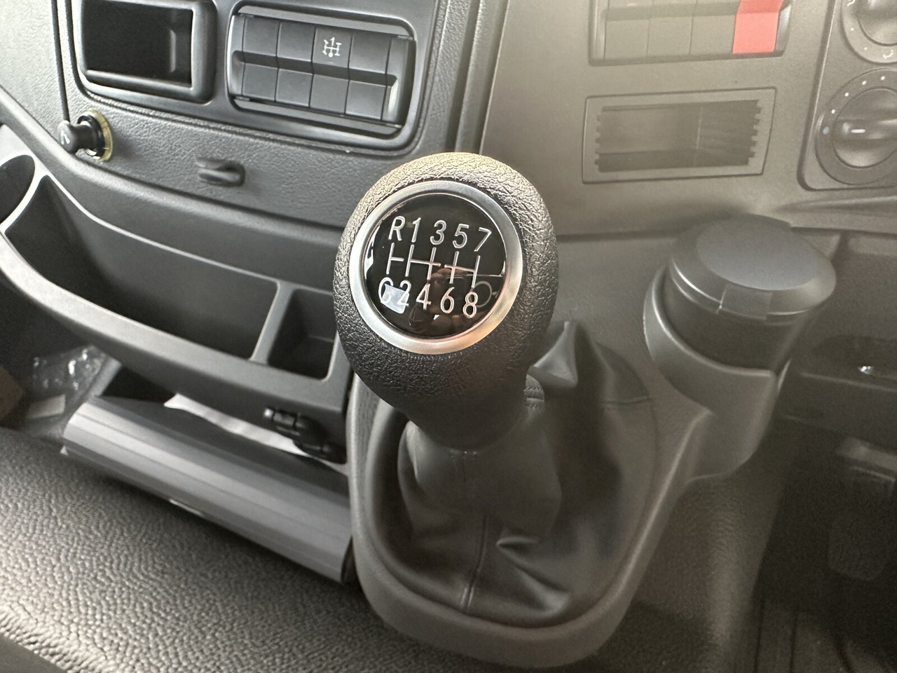 Mercedes-Benz Atego 1630 AK 4x4 Atego 1630 AK 4x4, Rechtslenker - Camión chasis: foto 5 Mercedes-Benz Atego 1630 AK 4x4 Atego 1630 AK 4x4, Rechtslenker - Camión chasis: foto 5