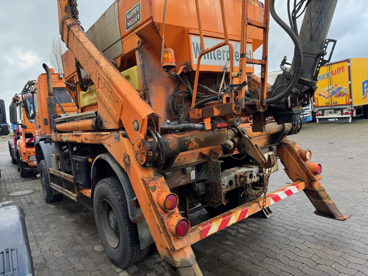 Arrendamiento de Mercedes-Benz Atego 1828 4x4 Atego 1828 4x4, Tele-Absetzer, Winterdienstausstattung Mercedes-Benz Atego 1828 4x4 Atego 1828 4x4, Tele-Absetzer, Winterdienstausstattung: foto 6 Arrendamiento de Mercedes-Benz Atego 1828 4x4 Atego 1828 4x4, Tele-Absetzer, Winterdienstausstattung Mercedes-Benz Atego 1828 4x4 Atego 1828 4x4, Tele-Absetzer, Winterdienstausstattung: foto 6