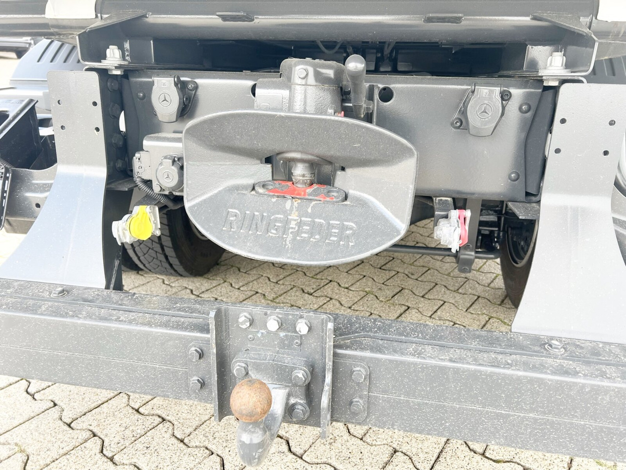 Mercedes-Benz Atego 818/23 K 4x2 Atego 818/23 K 4x2, 2x AHK, Meiller-Kipper, mehrfach Vorhanden! - Camión volquete: foto 3 Mercedes-Benz Atego 818/23 K 4x2 Atego 818/23 K 4x2, 2x AHK, Meiller-Kipper, mehrfach Vorhanden! - Camión volquete: foto 3