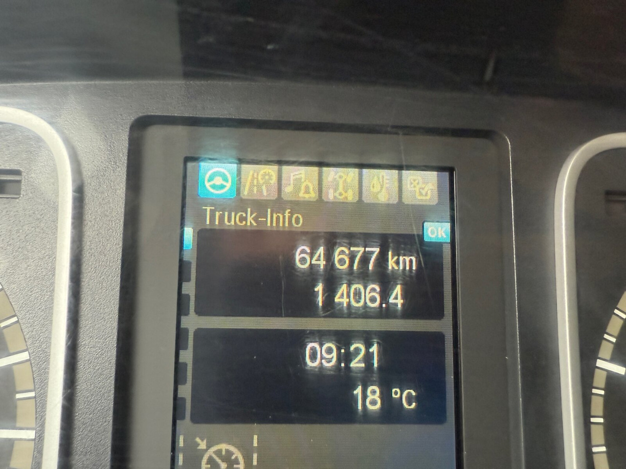 Mercedes-Benz Atego 818 K 4x2 Atego 818 K 4x2, Meiller-Kipper - Camión volquete: foto 4 Mercedes-Benz Atego 818 K 4x2 Atego 818 K 4x2, Meiller-Kipper - Camión volquete: foto 4