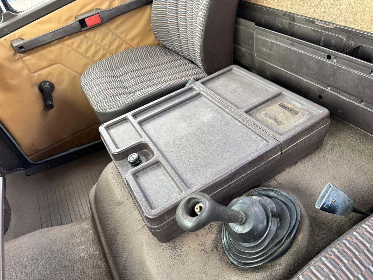 Camión multibasculante Mercedes-Benz LK 814 4x2 LK 814 4x2, 6-Zylinder, City-Abroller: foto 8