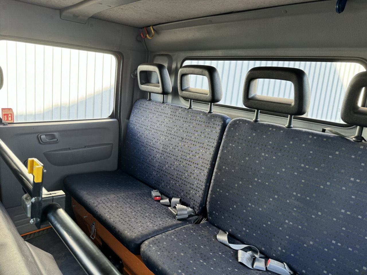 Camión multibasculante Mitsubishi Canter Fuso 6C15D 4x2 Doka Canter Fuso 6C15D 4x2 Doka, City-Abroller: foto 7