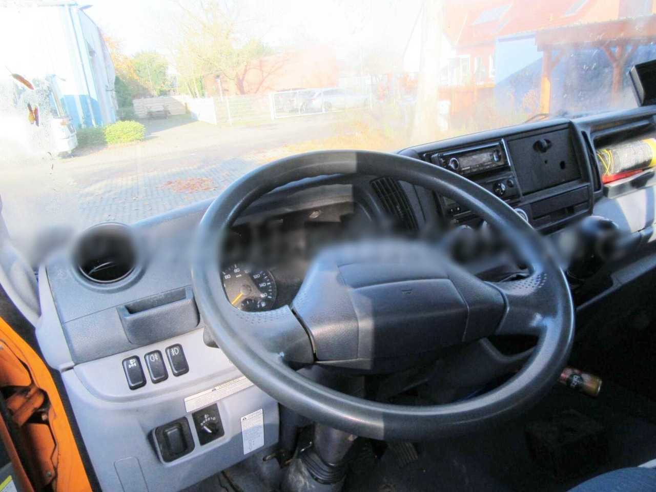 Mitsubishi Canter Fuso 6C18 4x4 Canter Fuso 6C18 4x4, Winterdienstausstattung, City-Abroller - Camión multibasculante: foto 3 Mitsubishi Canter Fuso 6C18 4x4 Canter Fuso 6C18 4x4, Winterdienstausstattung, City-Abroller - Camión multibasculante: foto 3