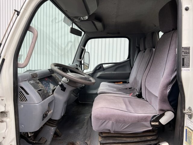 Mitsubishi Canter Fuso 7C15D 4x2 Canter Fuso 7C15D 4x2 - Camión volquete: foto 2 Mitsubishi Canter Fuso 7C15D 4x2 Canter Fuso 7C15D 4x2 - Camión volquete: foto 2